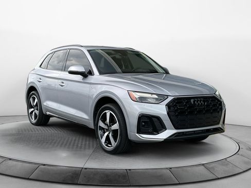 Used 2023 Audi Q5 2.0T Premium Plus w/ Premium Plus Package AWD/4WD image 1