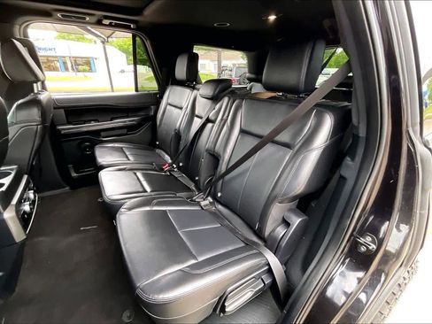 Used 2021 Ford Expedition XLT AWD/4WD image 20