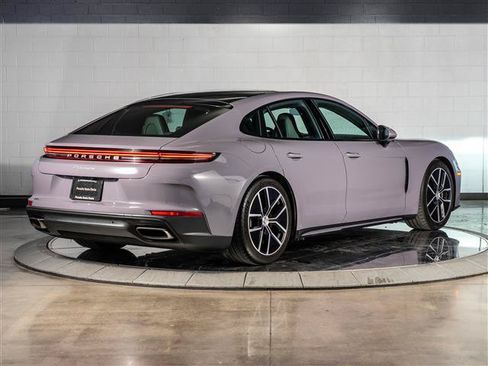 Certified 2024 Porsche Panamera 4 AWD/4WD image 9