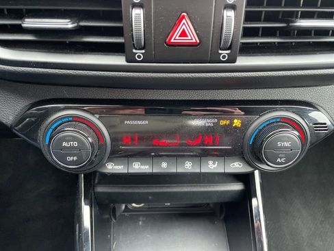 Used 2023 Kia Forte GT-Line w/ GT-Line Technology Package image 20