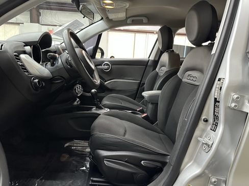 Used 2016 FIAT 500X Easy image 11