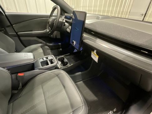 Used 2025 Ford Mustang Mach-E GT image 14
