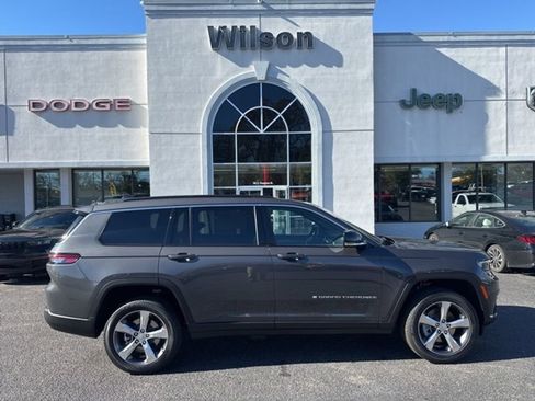 New 2025 Jeep Grand Cherokee L Limited w/ Luxury Tech Group II image 1