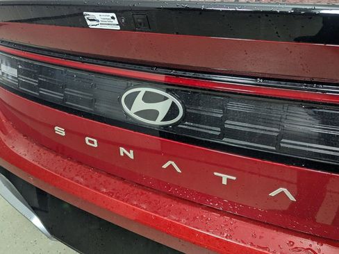 New 2026 Hyundai Sonata Limited FWD image 8
