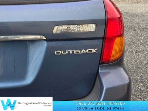 Used 2006 Subaru Legacy 2.5i Limited AWD/4WD image 9