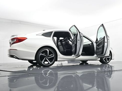 Used 2022 Honda Accord Sport image 43