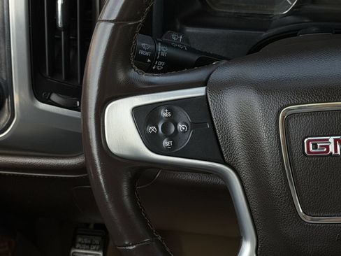 Used 2014 GMC Sierra 1500 SLE w/ SLE Value Package AWD/4WD image 17