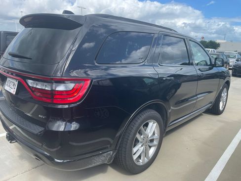 Used 2024 Dodge Durango GT RWD image 4