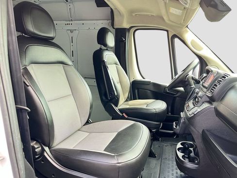 Used 2023 RAM ProMaster 2500 FWD image 24