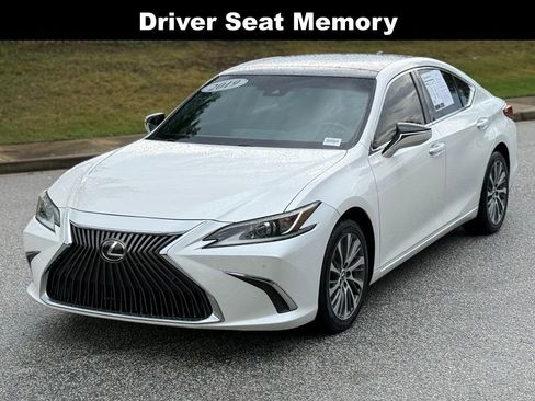 Used 2019 Lexus ES 350 w/ Premium Package FWD image 9