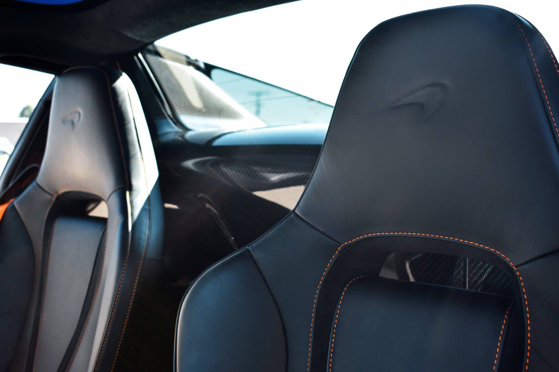 Used 2024 McLaren 750S Spider RWD image 19