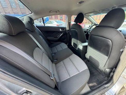 Used 2017 Kia Forte S FWD image 13
