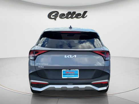 Used 2023 Kia Sportage EX image 5