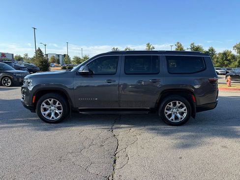Used 2022 Jeep Wagoneer Series II AWD/4WD image 4