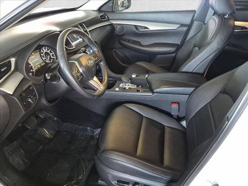 Used 2020 INFINITI QX50 Luxe w/ Navigation Package FWD image 15