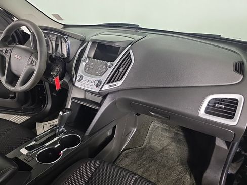 Used 2017 GMC Terrain SLE image 35