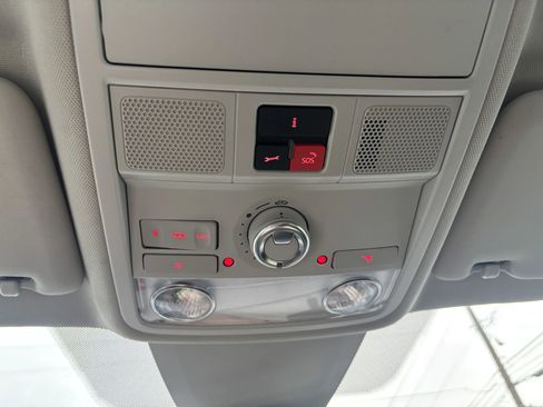 Used 2017 Volkswagen Passat 1.8T SEL Premium image 29