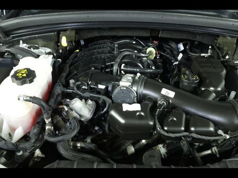 Used 2023 Jeep Grand Cherokee L Laredo AWD/4WD image 23