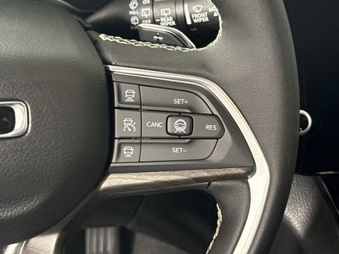 New 2026 Jeep Grand Cherokee L Limited AWD/4WD image 18