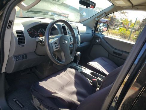 Used 2015 Nissan Xterra S w/ Nevada Tow Package image 10
