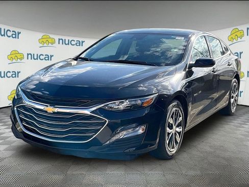 Used 2023 Chevrolet Malibu LT FWD image 3