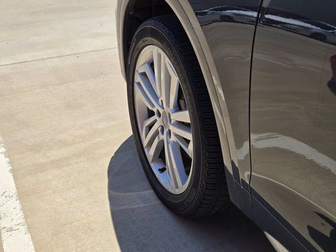 Used 2019 Audi Q5 2.0T Premium Plus w/ Premium Plus Package AWD/4WD image 15