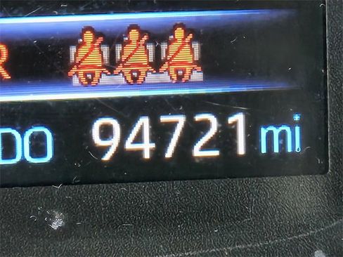 Used 2020 Toyota Corolla LE image 23