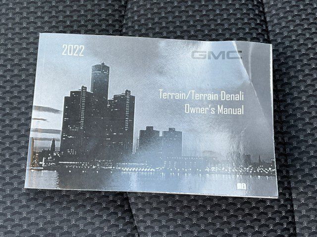 Used 2022 GMC Terrain SLE w/ Driver Convenience Package FWD image 35