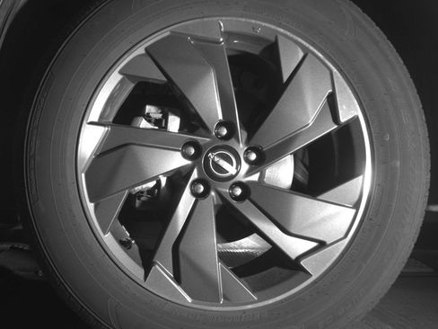 Used 2025 Nissan Rogue SV image 12