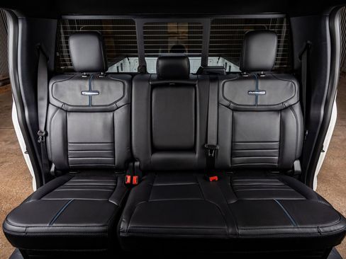 Used 2026 Ford F450 Platinum w/ FX4 Off-Road Package image 34