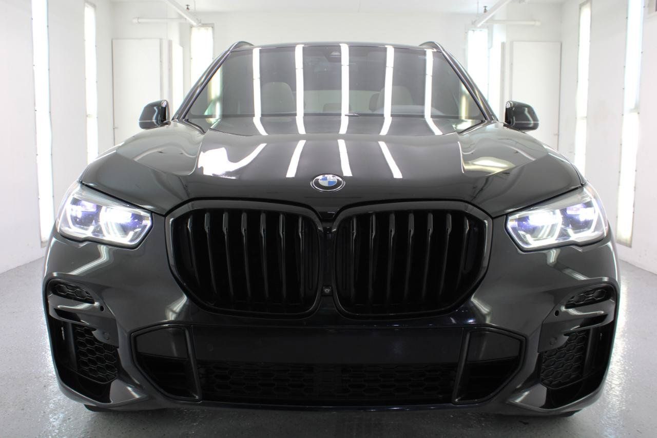 Used 2022 BMW X5 xDrive40i w/ M Sport Package AWD/4WD image 13