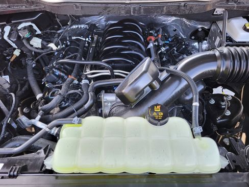 Certified 2025 Ford F150 STX w/ Equipment Group 200A image 32