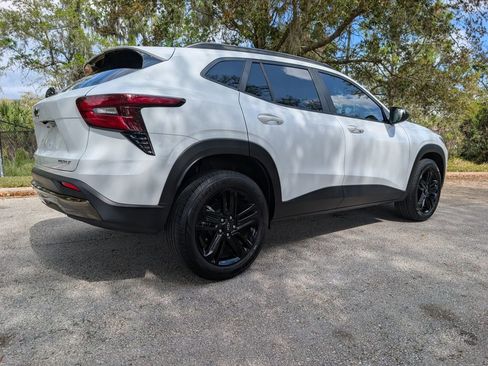 Used 2025 Chevrolet Trax ACTIV w/ Driver Confidence Package image 9