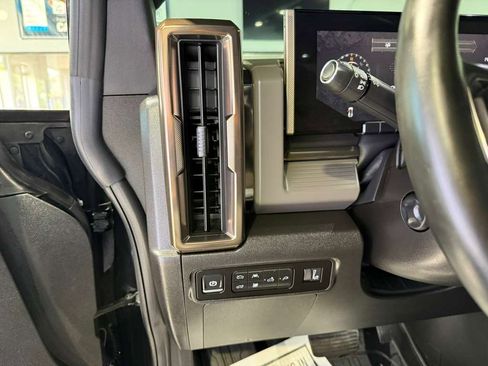 Used 2024 GMC Hummer EV 3X w/ Extreme Off-Road Package AWD/4WD image 22
