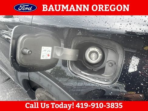 Used 2023 Ford Explorer XLT w/ Equipment Group 202A AWD/4WD image 14