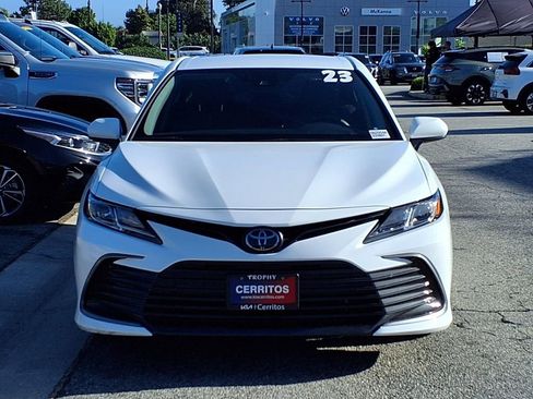 Used 2023 Toyota Camry LE FWD image 5