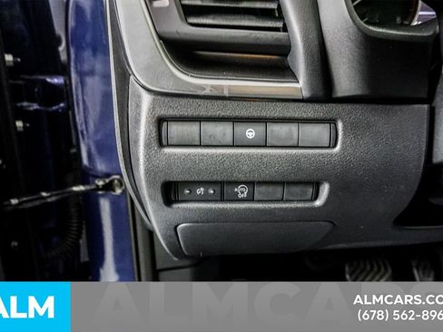 Used 2023 Nissan Rogue SV FWD image 31
