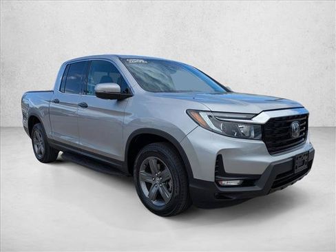 Used 2021 Honda Ridgeline RTL-E image 3