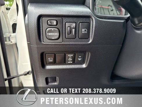 Used 2023 Toyota 4Runner Limited AWD/4WD image 24