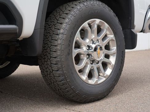 Used 2024 Chevrolet Silverado 3500 LTZ w/ LTZ Plus Package AWD/4WD image 34