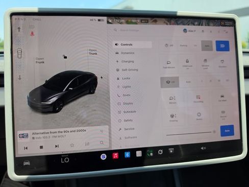 Used 2025 Tesla Model 3 Long Range RWD image 40