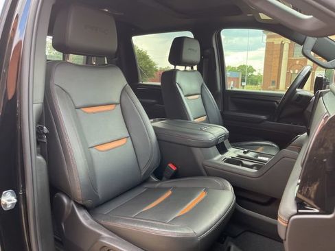 Used 2024 GMC Sierra 2500 AT4 w/ AT4 Premium Plus Package AWD/4WD image 28