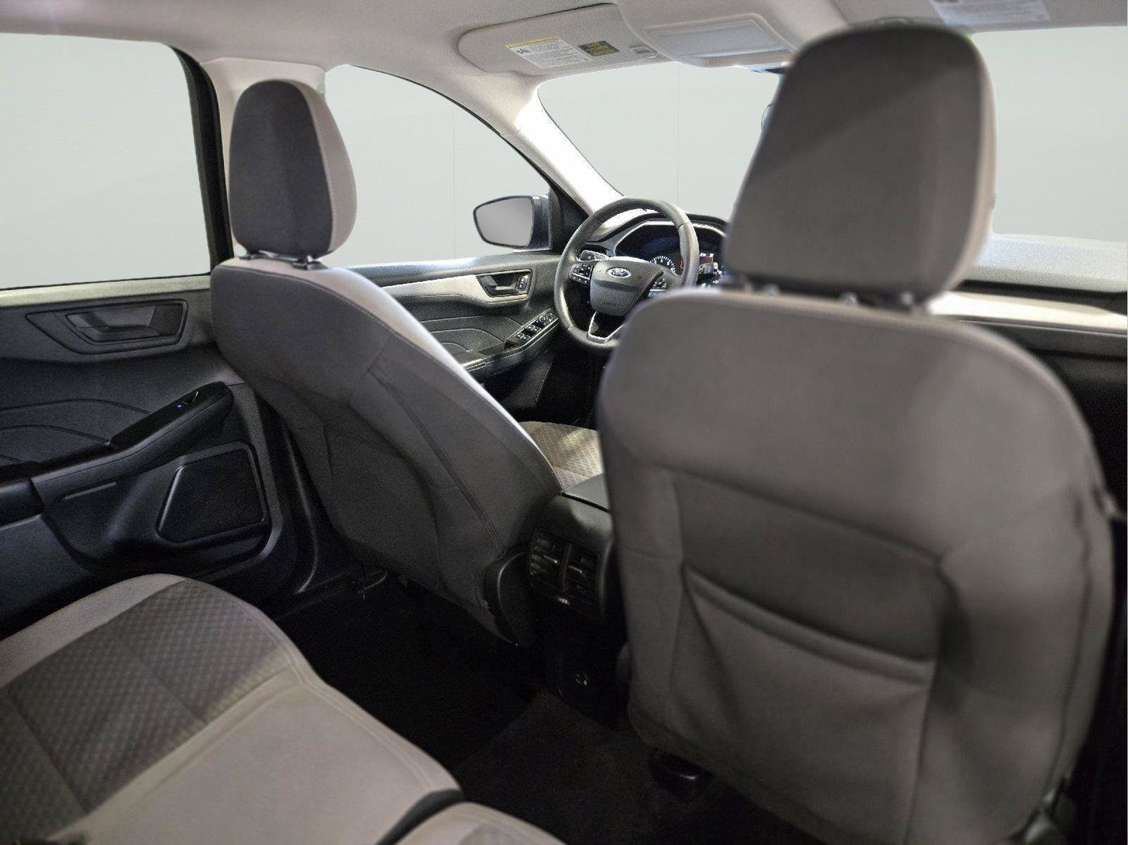 Used 2022 Ford Escape SE w/ Convenience Package FWD image 45