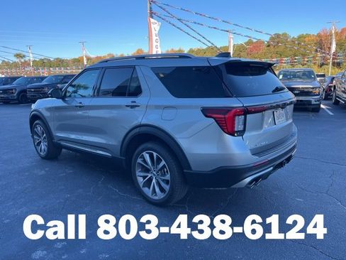 Used 2025 Ford Explorer Platinum w/ Ultimate Package image 40