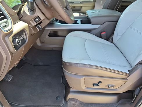 New 2026 RAM 2500 Laramie w/ Towing Technology Group image 31