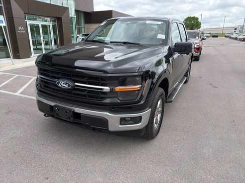 Used 2024 Ford F150 XLT w/ Mobile Office Package image 2