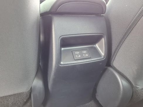 Used 2024 Toyota Corolla LE FWD image 45