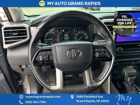 Used 2022 Toyota Tundra Limited image 15