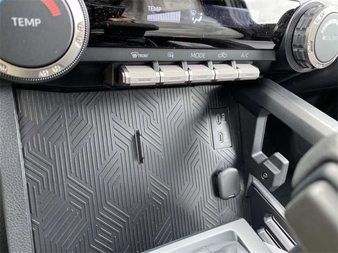 New 2026 Toyota Tacoma SR5 image 9