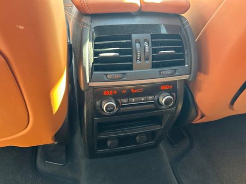 Used 2017 BMW X5 M AWD/4WD image 17